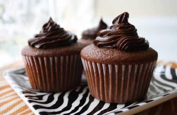 6-cupcakes-cokelat